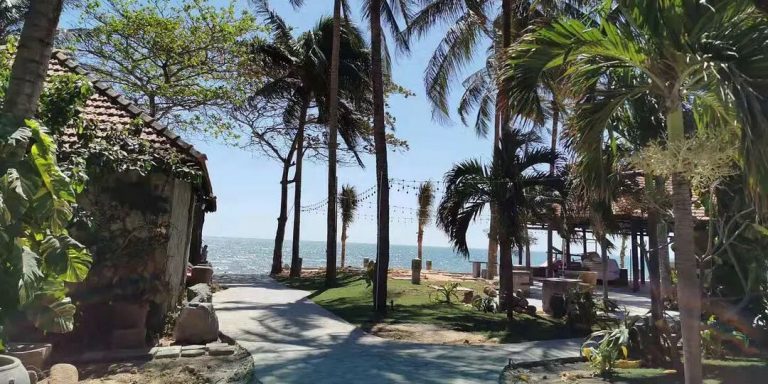 Mui Ne Travel Guide: What to Do, Where to Stay, and More
